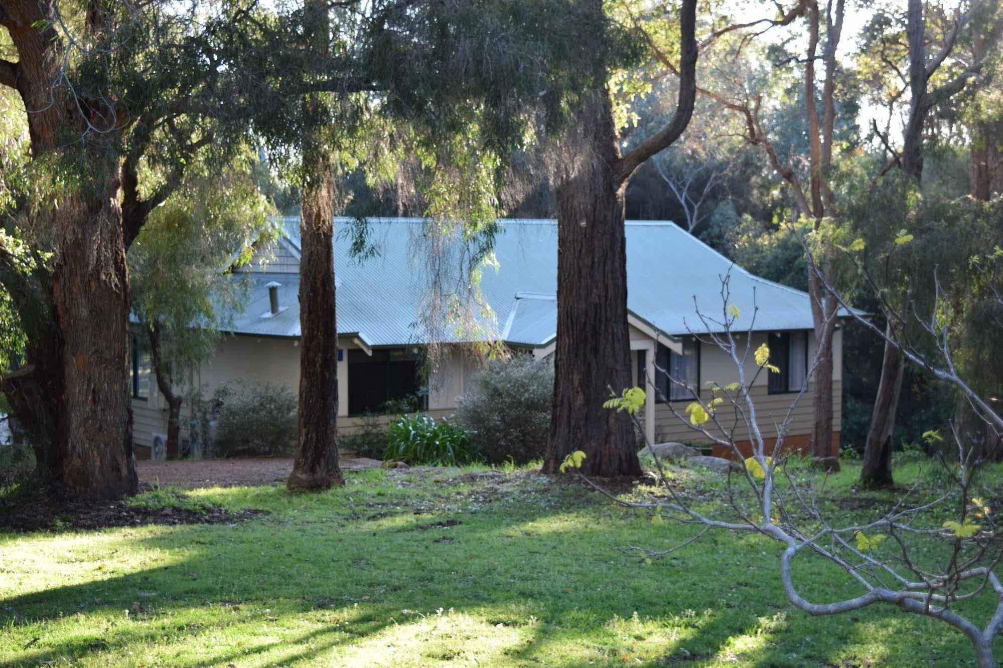 Bushy Lake Chalets Margaret River Exterior photo