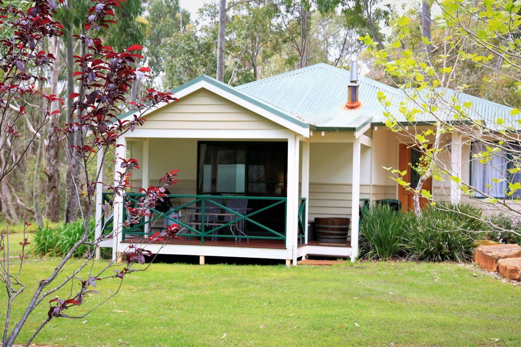 Bushy Lake Chalets Margaret River Exterior photo