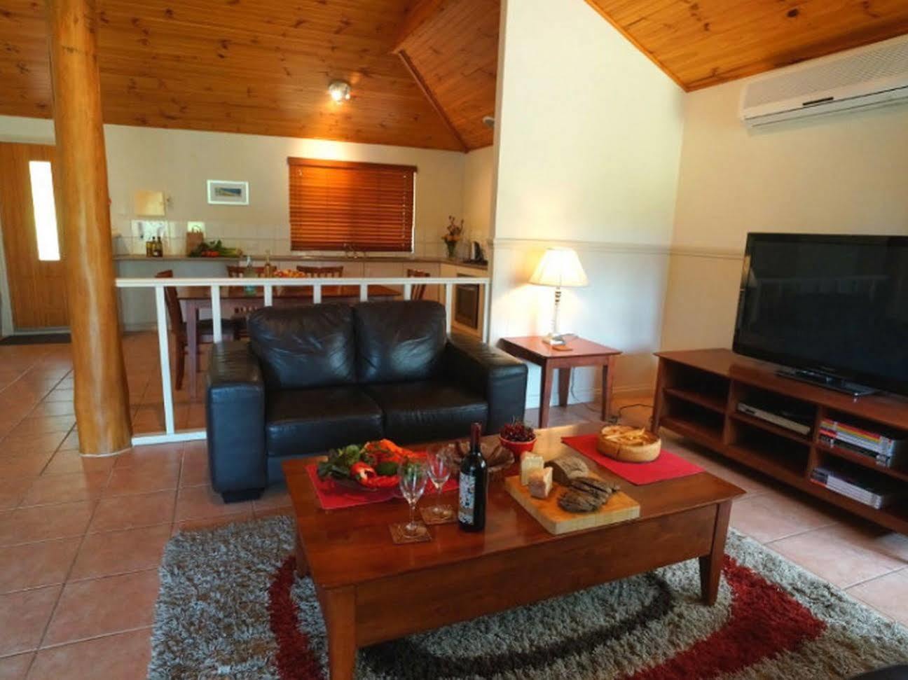 Bushy Lake Chalets Margaret River Exterior photo
