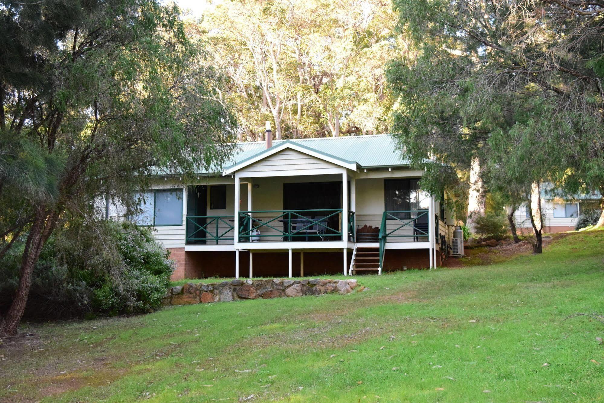Bushy Lake Chalets Margaret River Exterior photo